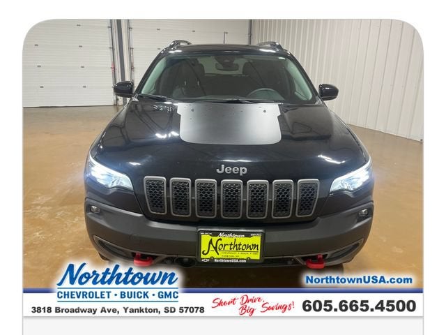 2022 Jeep Cherokee Trailhawk