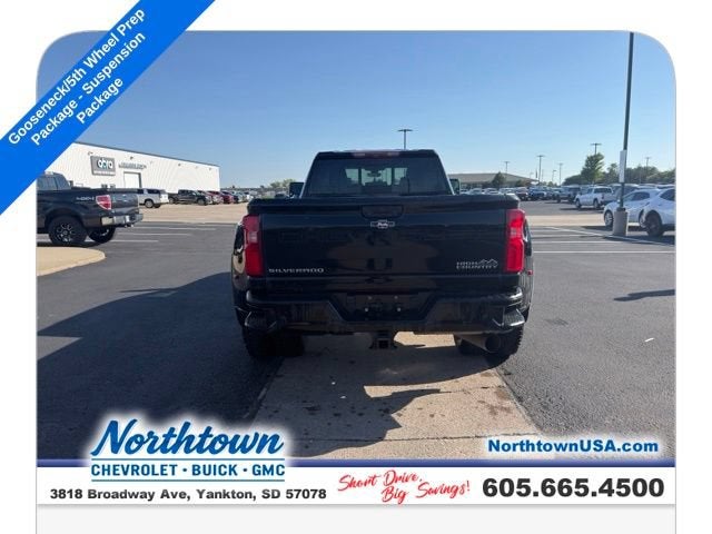2023 Chevrolet Silverado 3500 HD High Country