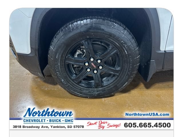 2021 GMC Acadia AT4