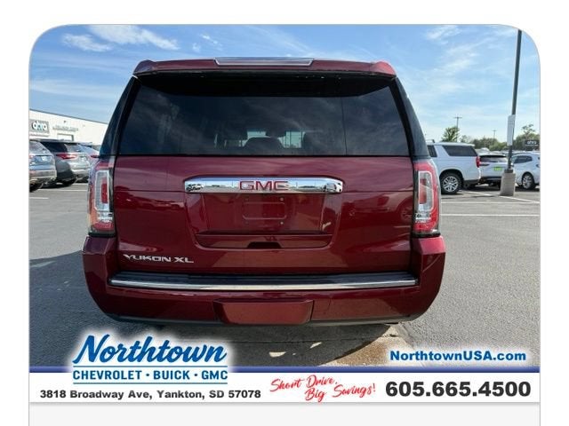 2017 GMC Yukon XL Denali