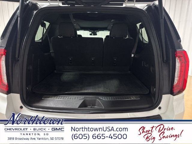2023 GMC Yukon XL AT4