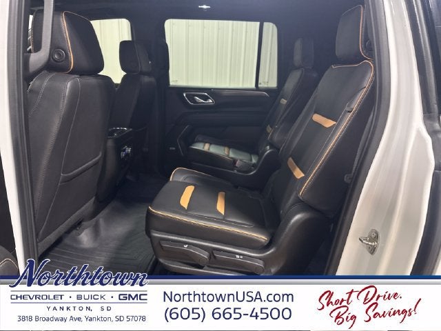 2023 GMC Yukon XL AT4