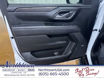 2023 GMC Yukon XL AT4