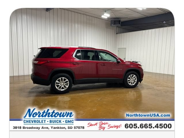2018 Chevrolet Traverse LT Cloth