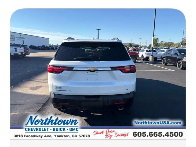 2023 Chevrolet Traverse LT Leather