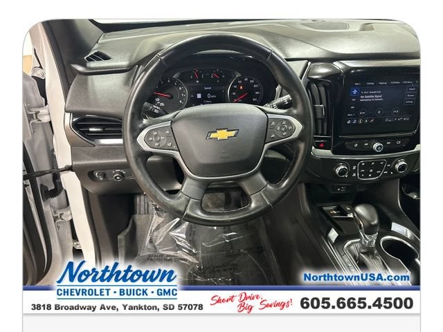 2023 Chevrolet Traverse LT Leather