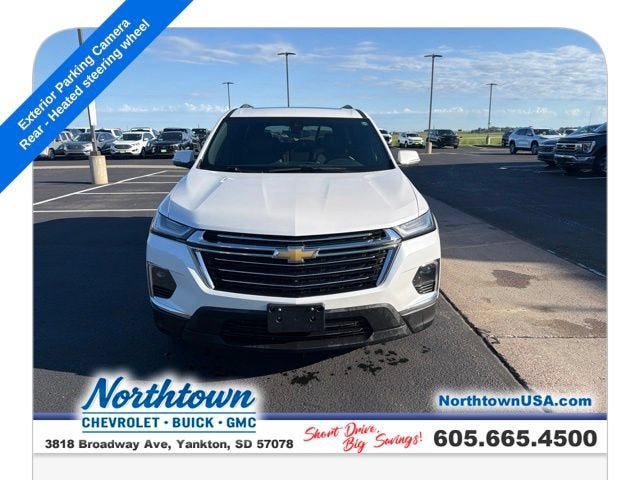 2023 Chevrolet Traverse LT Leather