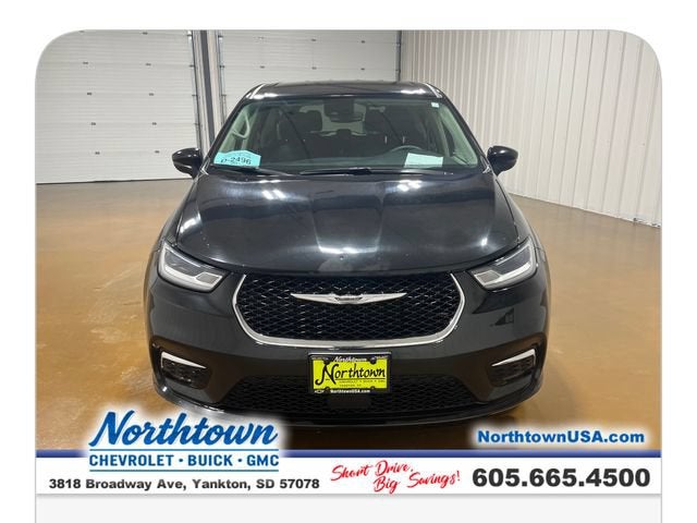 2023 Chrysler Pacifica Touring L - Photo 8
