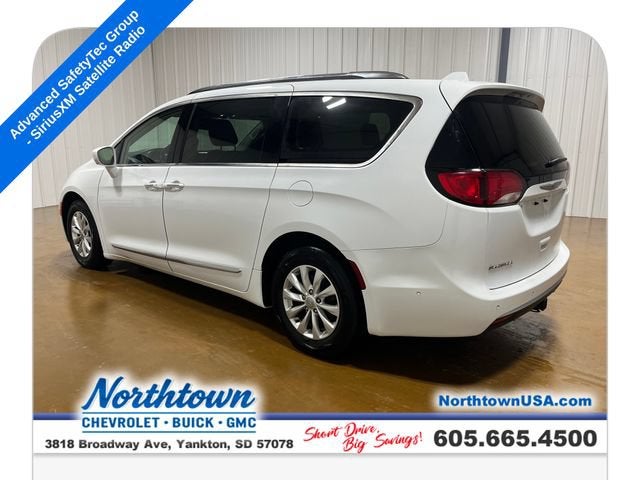 2018 Chrysler Pacifica Touring L Plus