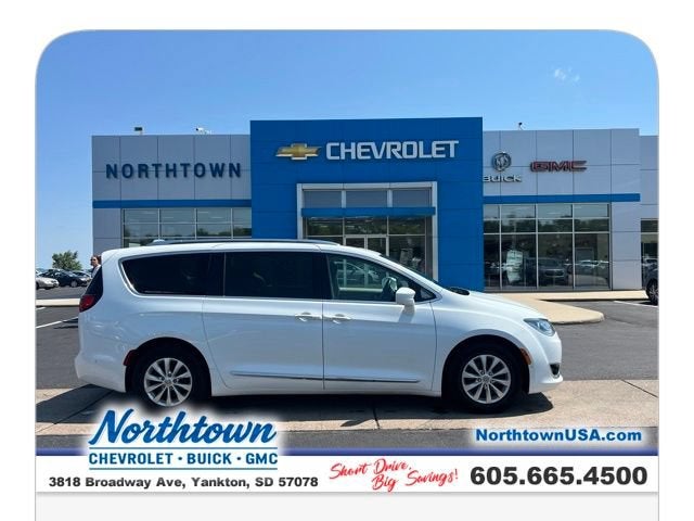 2018 Chrysler Pacifica Touring L Plus
