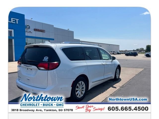 2018 Chrysler Pacifica Touring L Plus