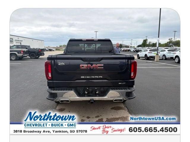 2023 GMC Sierra 1500 SLT