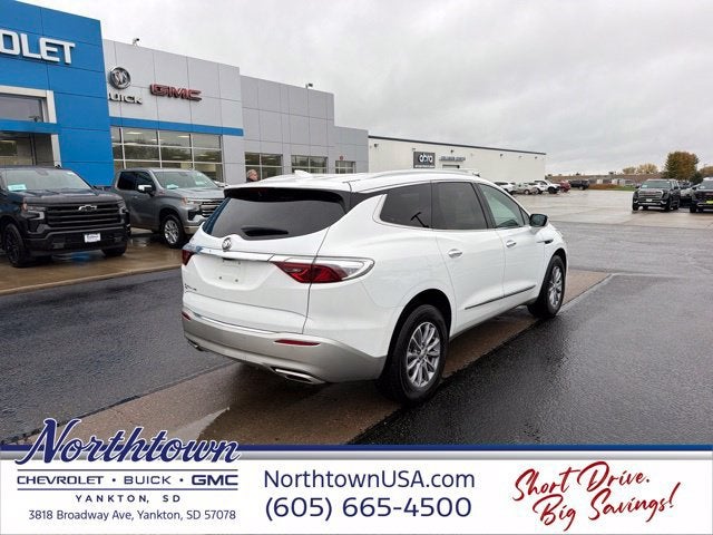 2024 Buick Enclave Essence