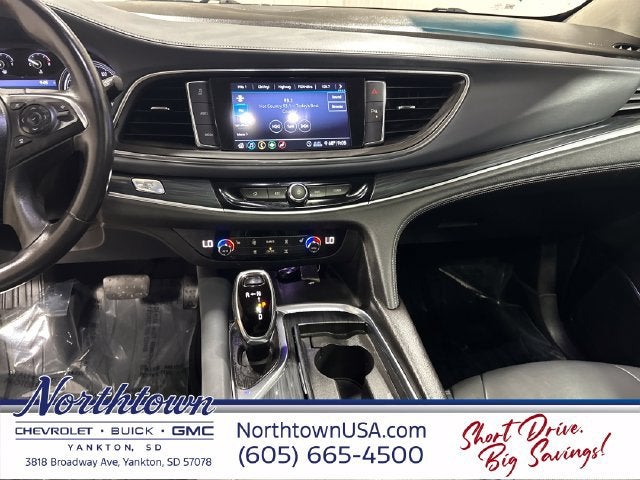 2020 Buick Enclave Essence