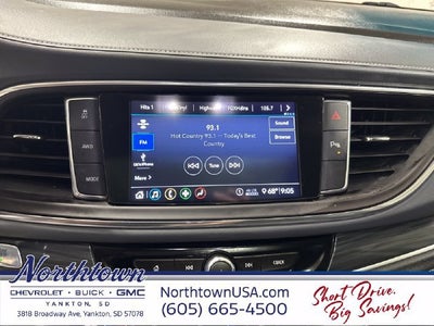 2020 Buick Enclave Essence