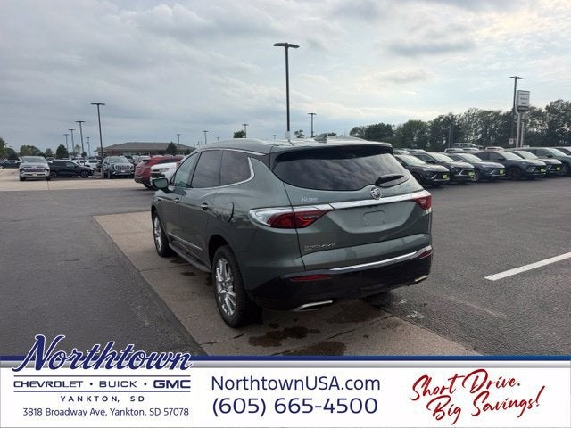 2024 Buick Enclave Essence