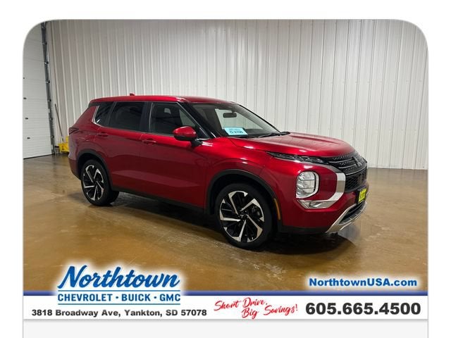 2024 Mitsubishi Outlander SE
