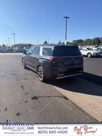 2024 Kia Carnival EX