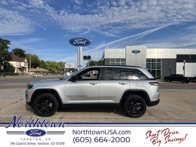 2023 Jeep Grand Cherokee Altitude