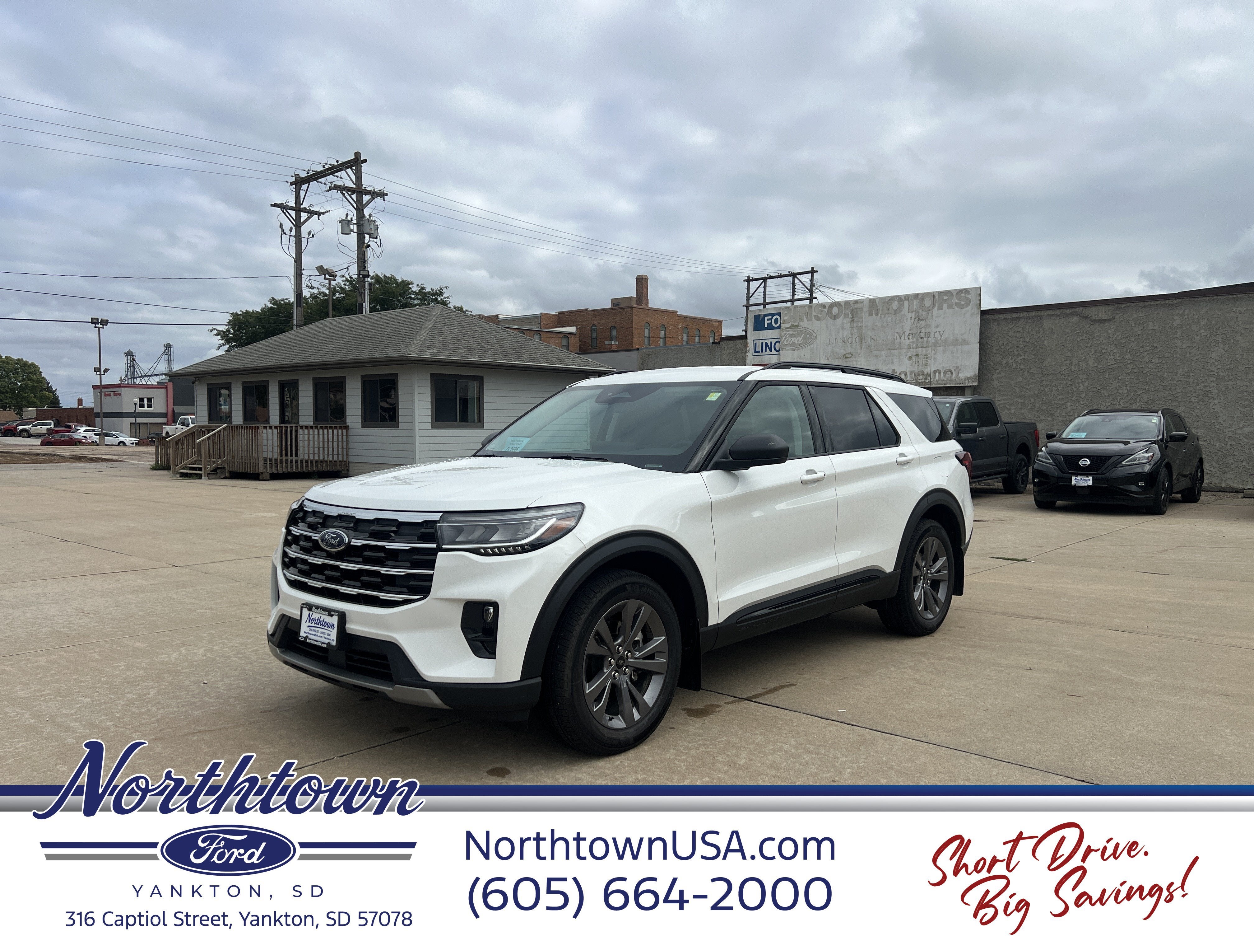 2026 Ford Explorer Base