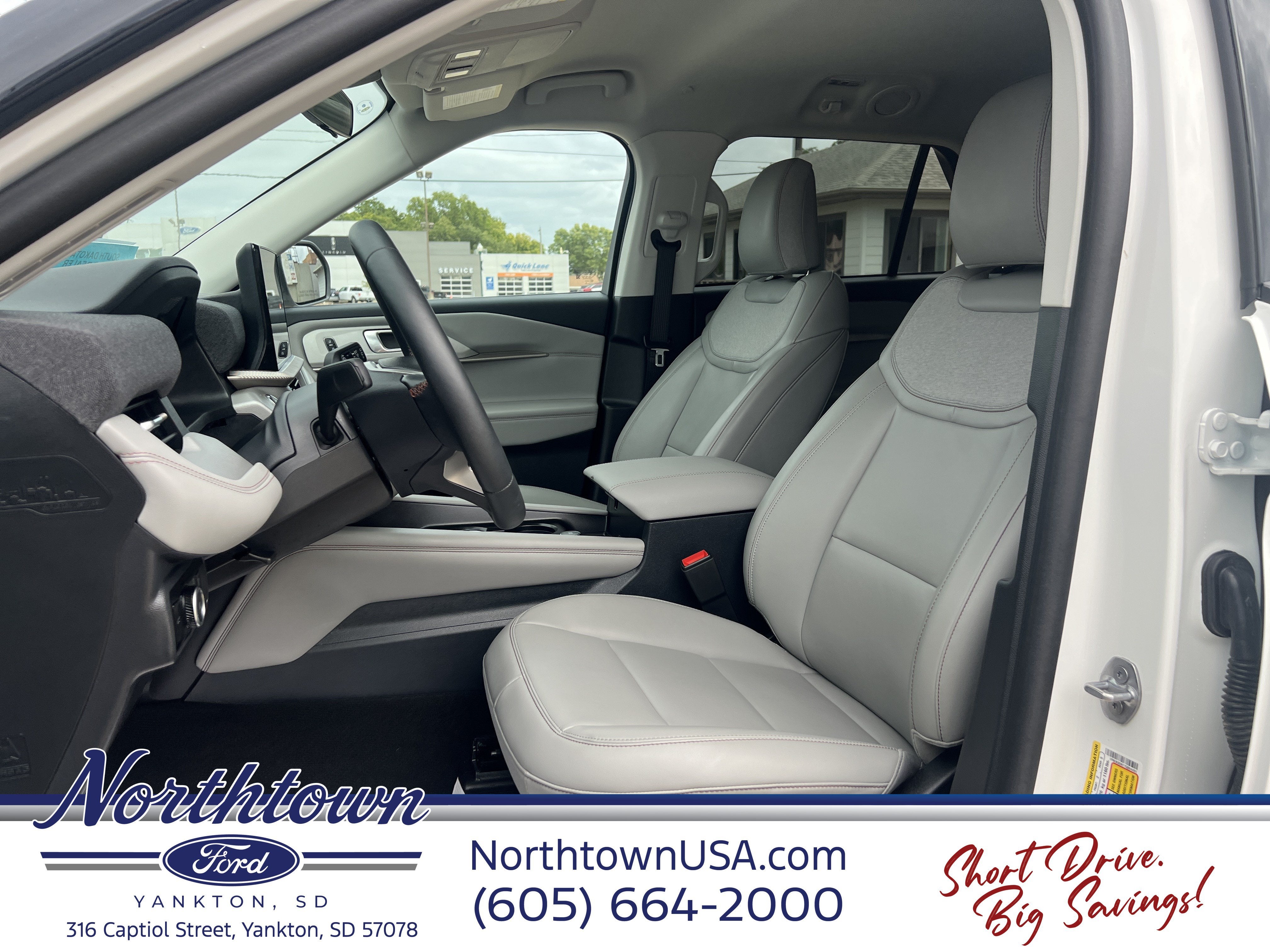 2026 Ford Explorer Base