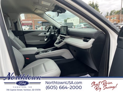 2026 Ford Explorer Base