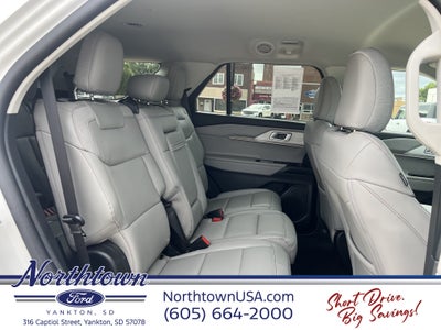 2026 Ford Explorer Base