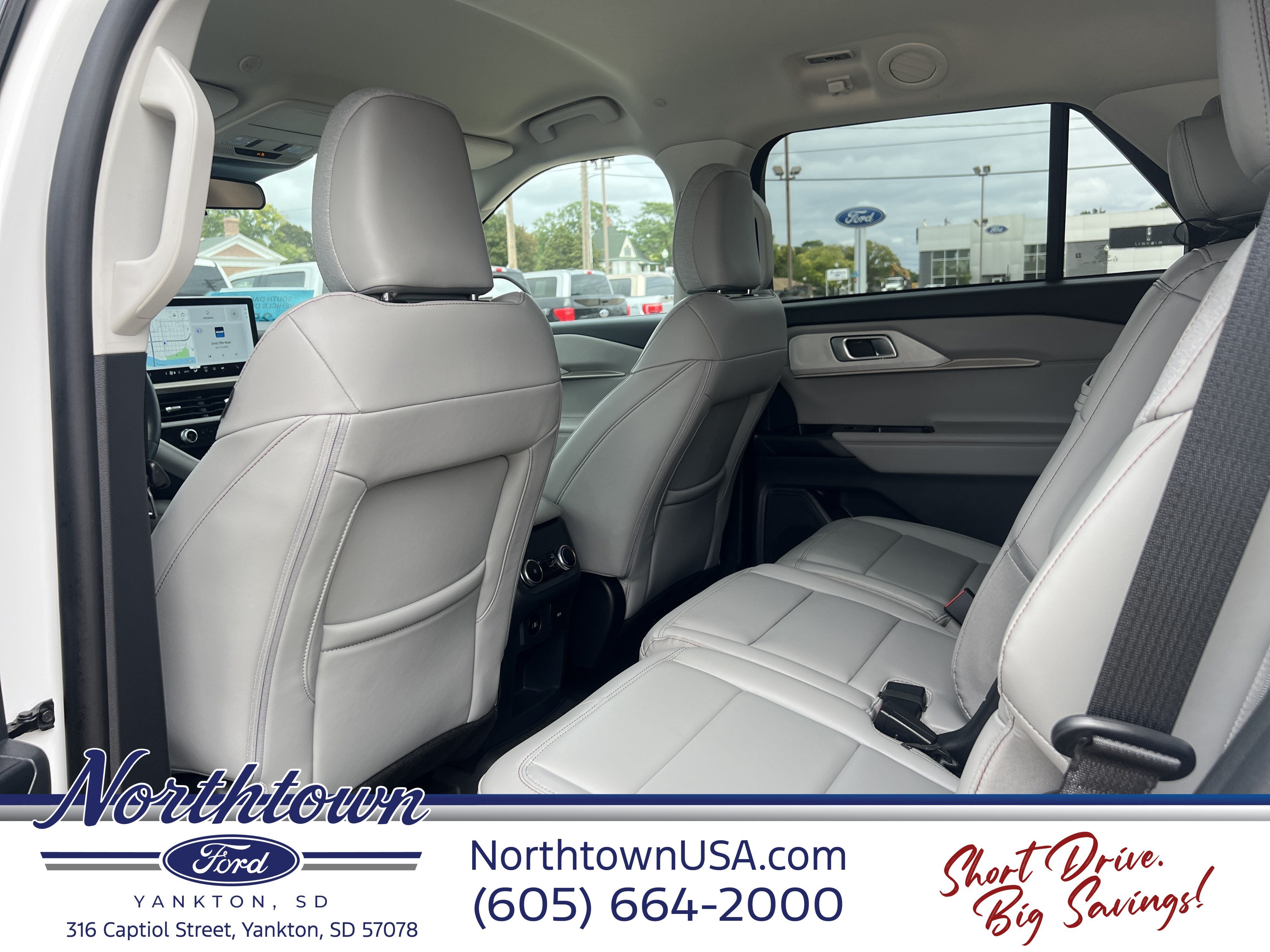 2026 Ford Explorer Base