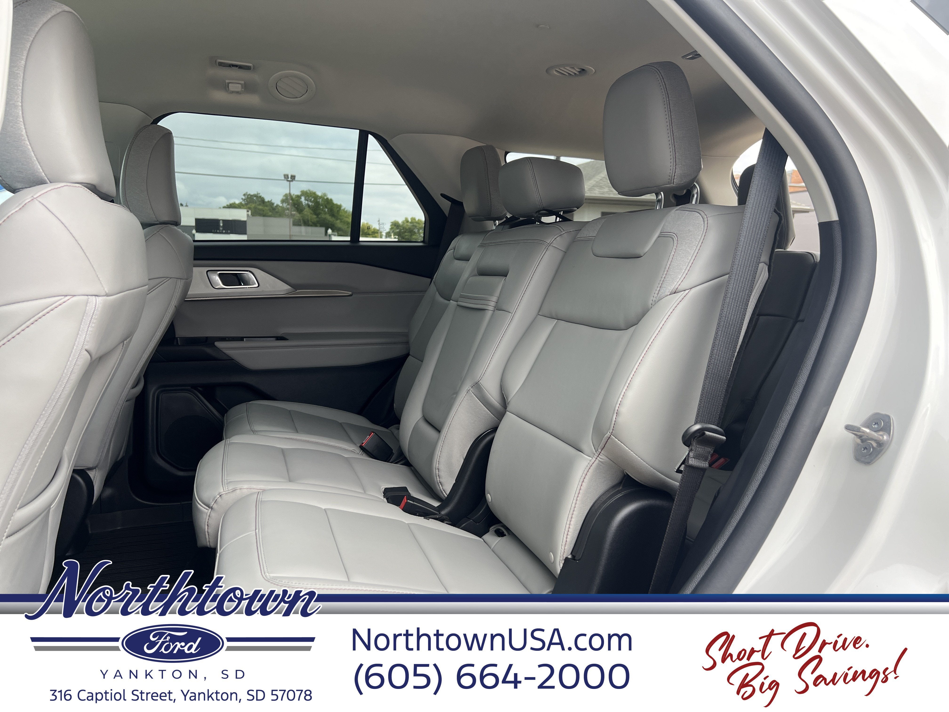 2026 Ford Explorer Base