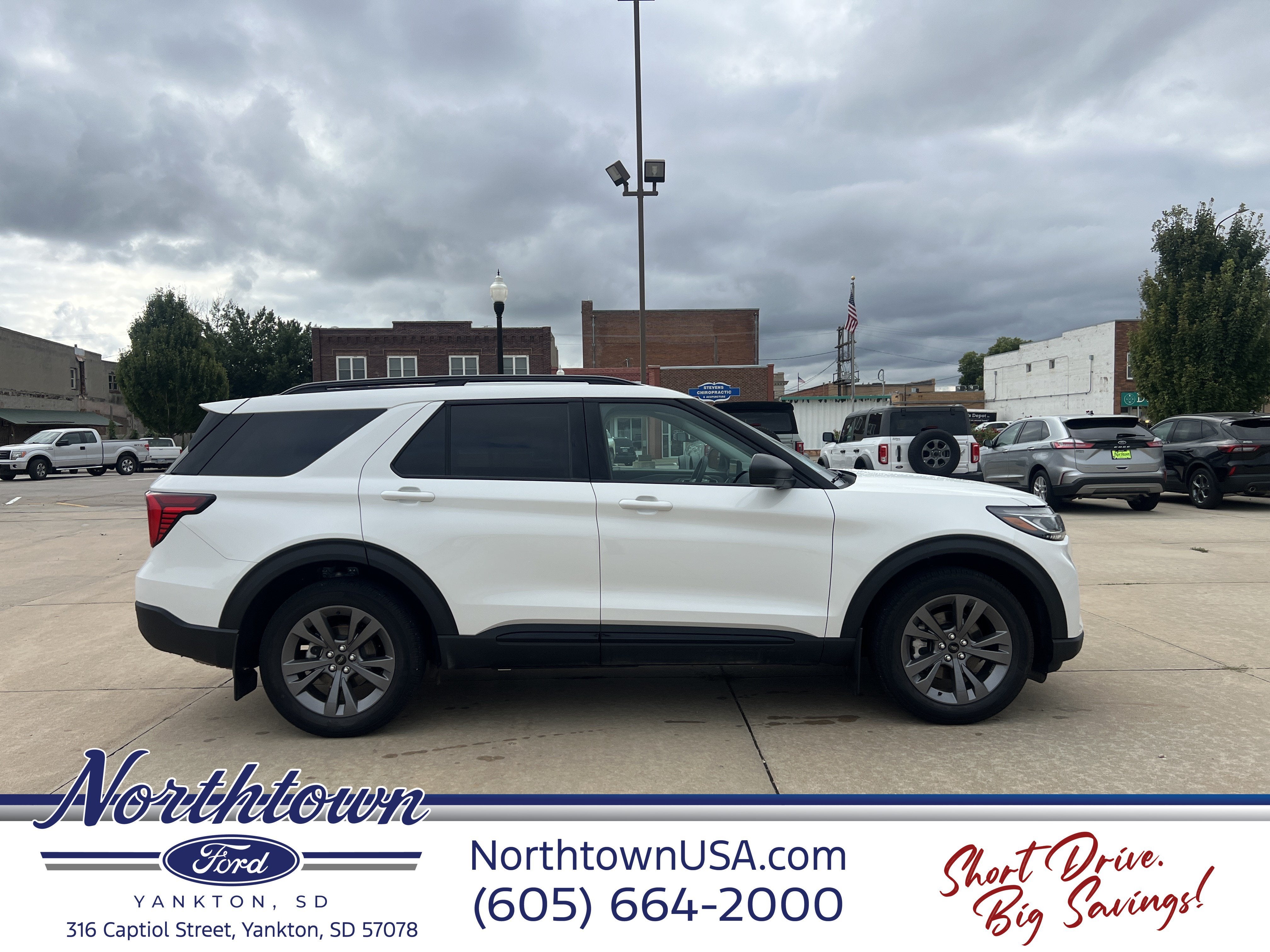 2026 Ford Explorer Base