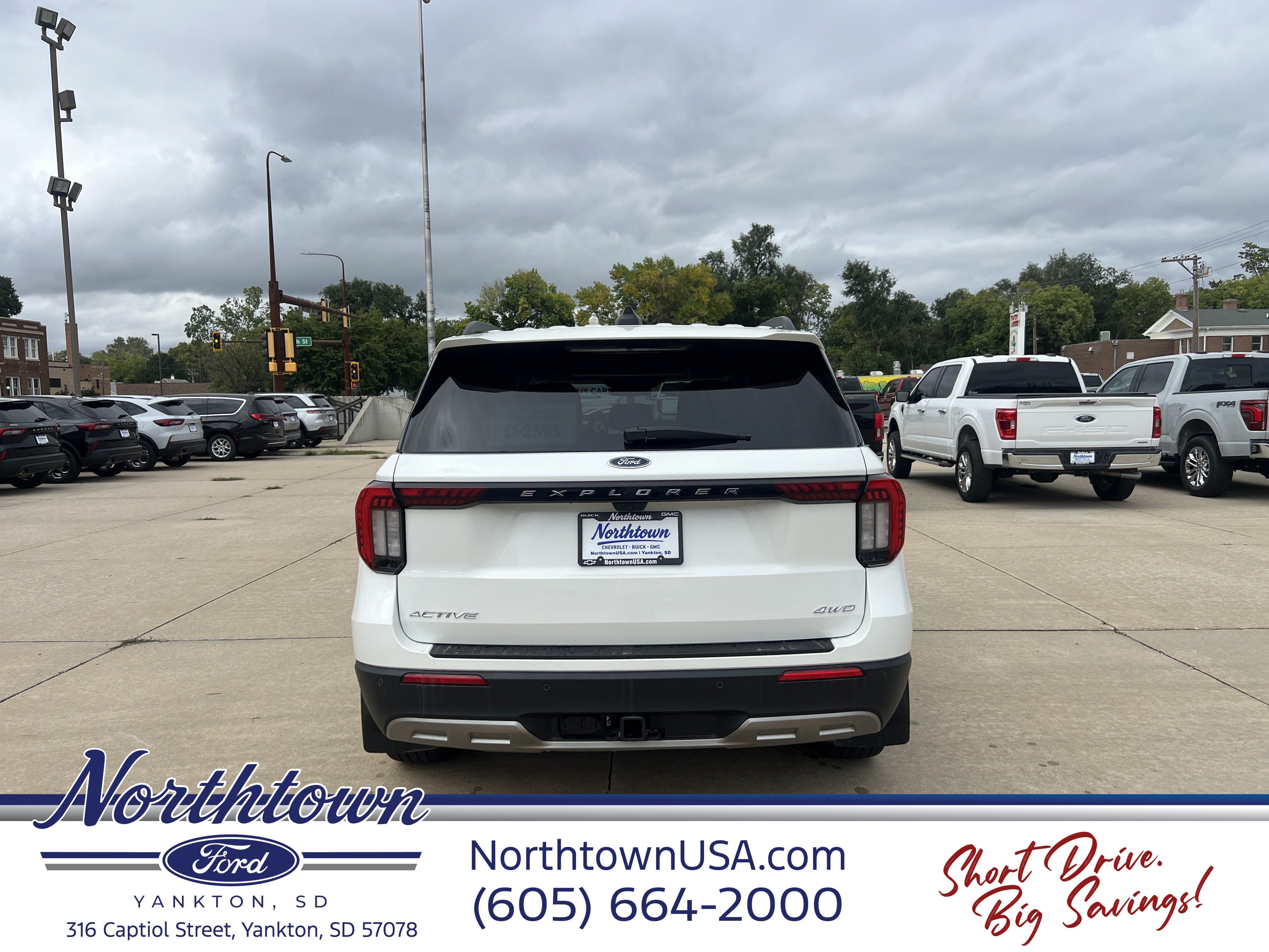 2026 Ford Explorer Base