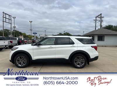 2026 Ford Explorer Base