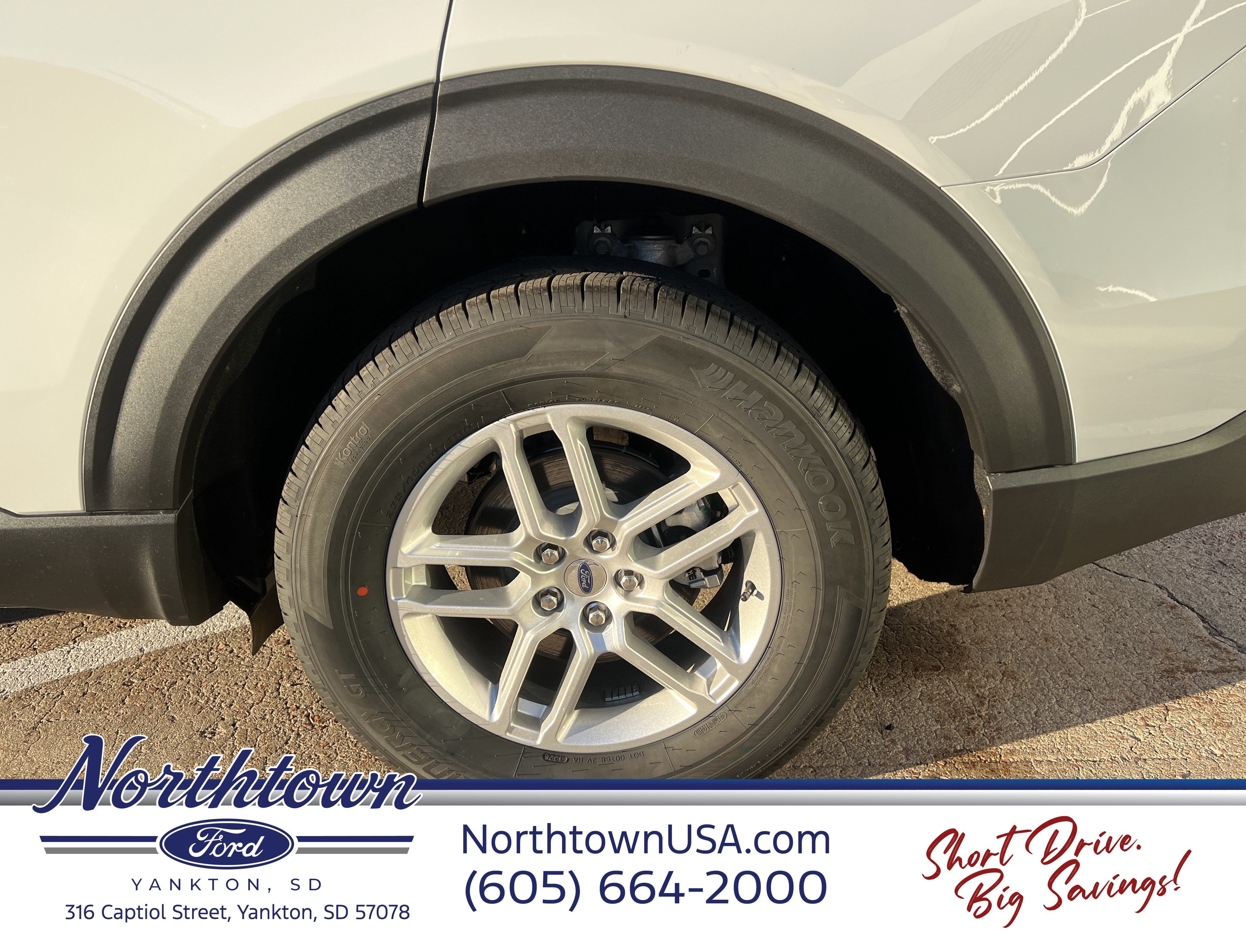 2027 Ford Explorer Active w 200A Pkg