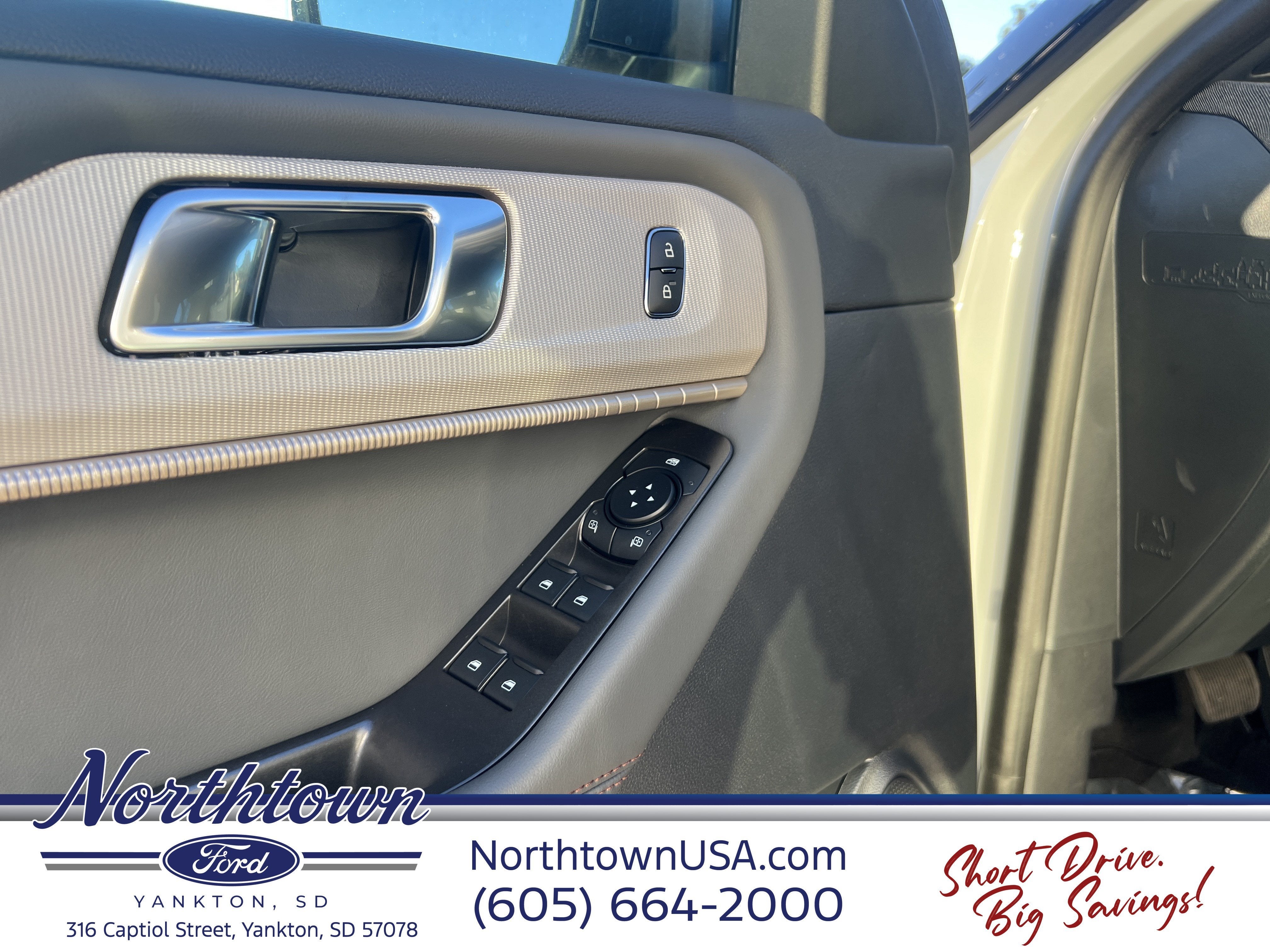 2027 Ford Explorer Active w 200A Pkg