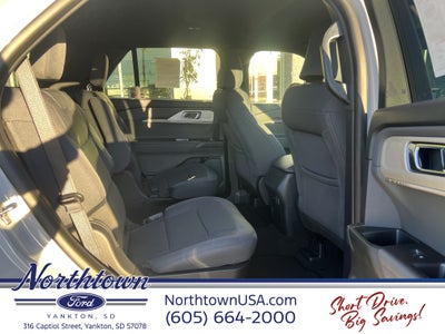 2027 Ford Explorer Active w 200A Pkg