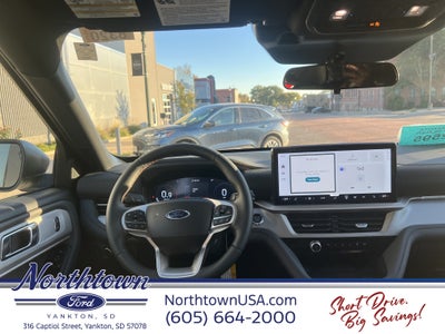 2027 Ford Explorer Active w 200A Pkg