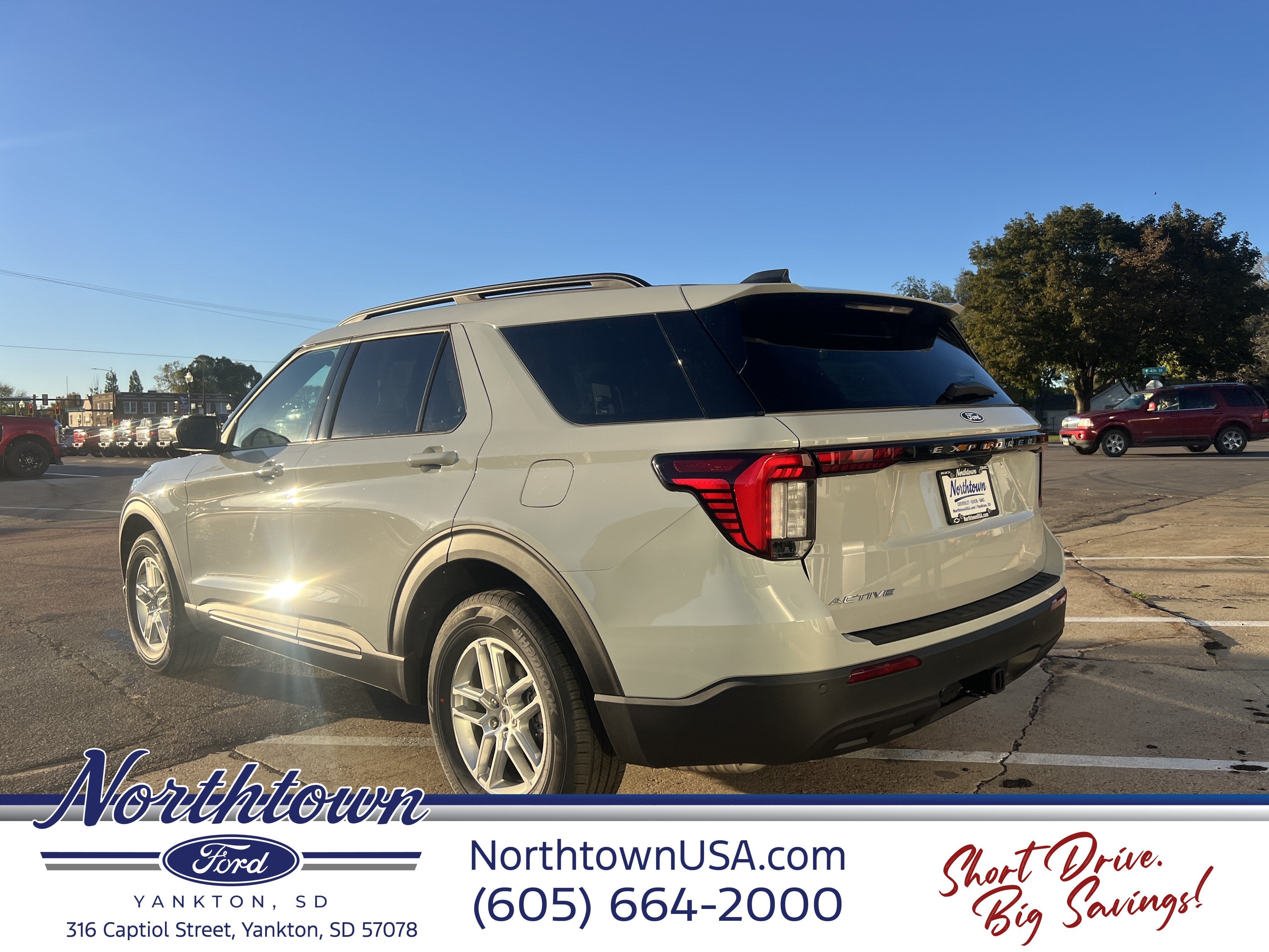 2027 Ford Explorer Active w 200A Pkg