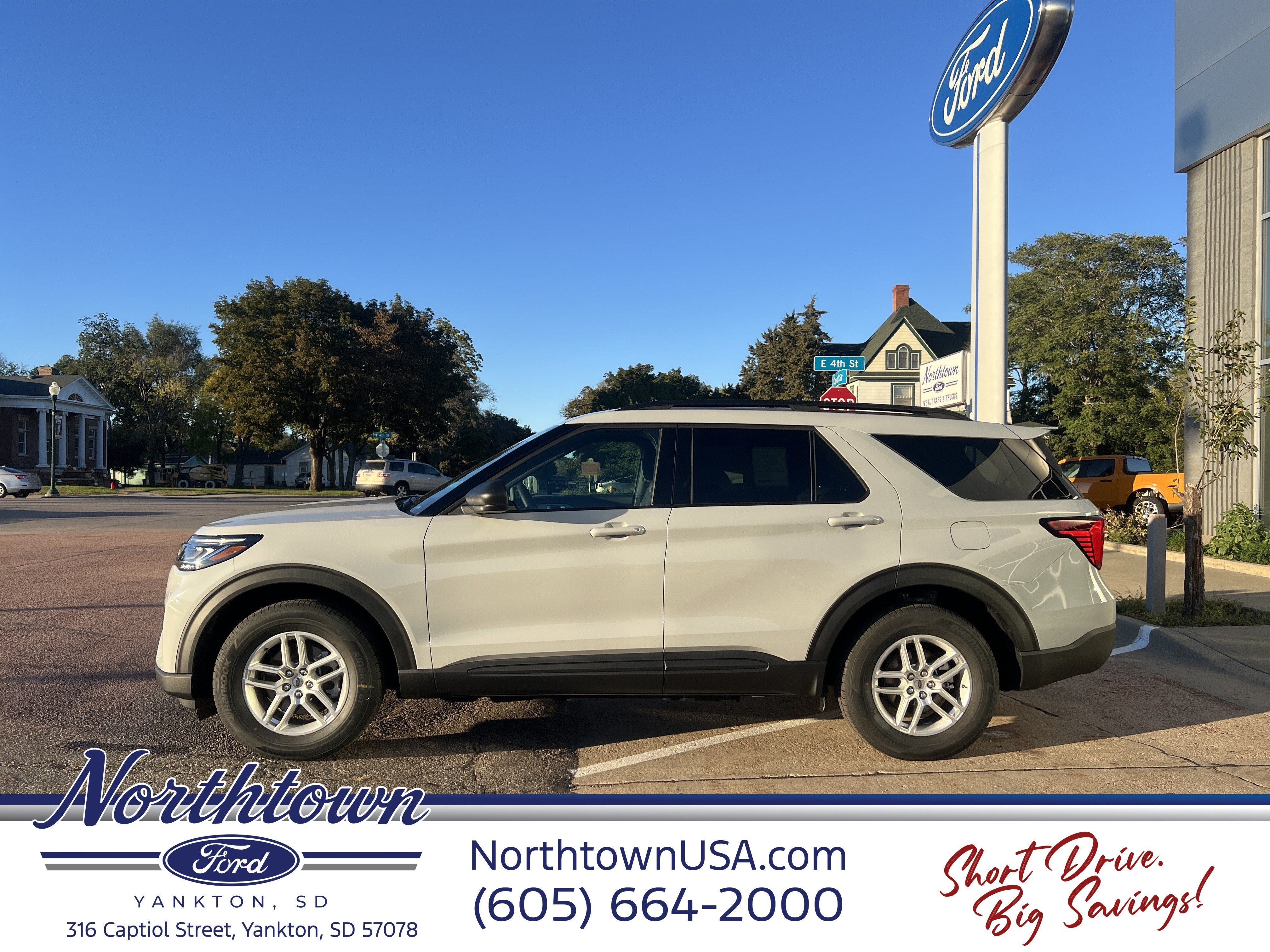 2027 Ford Explorer Active w 200A Pkg