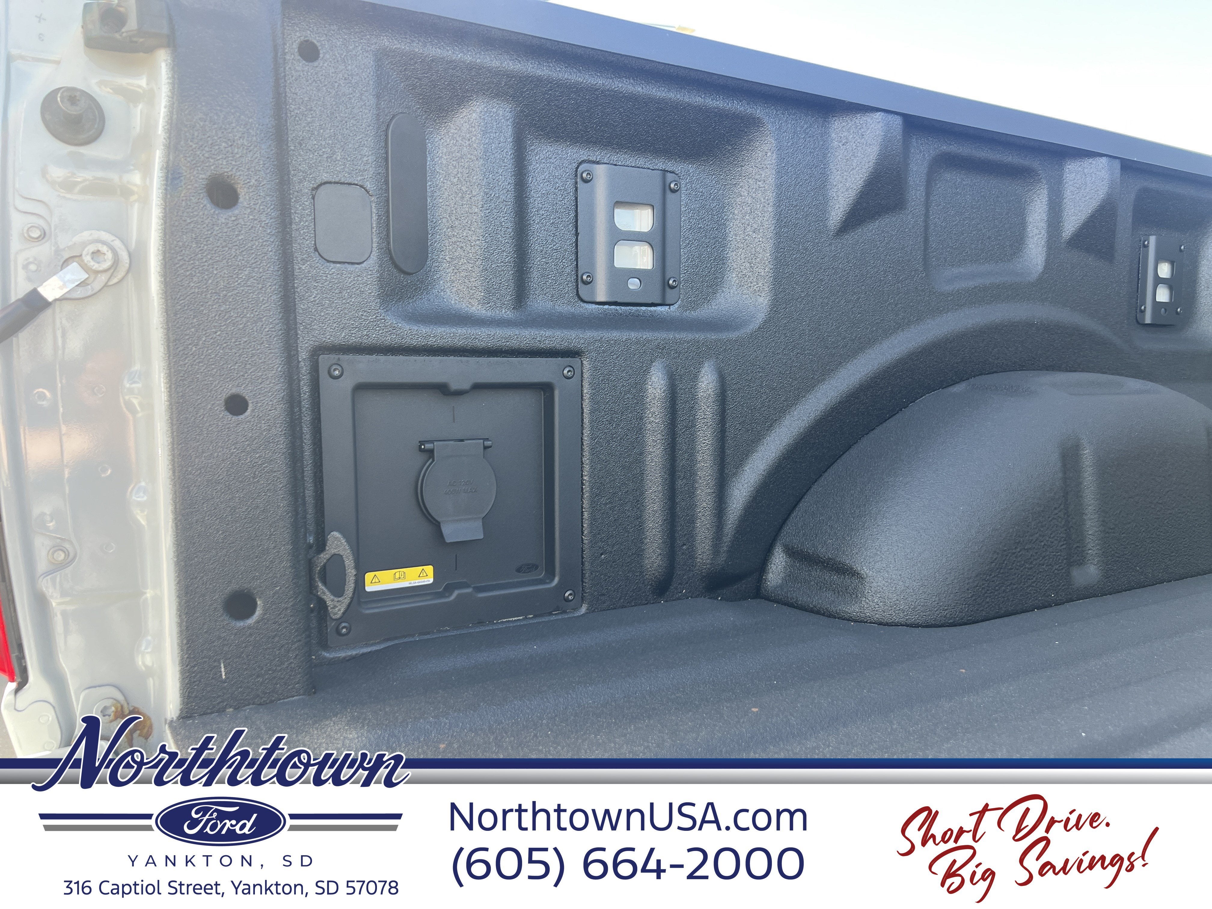 2026 Ford F-150 Lariat - Photo 14
