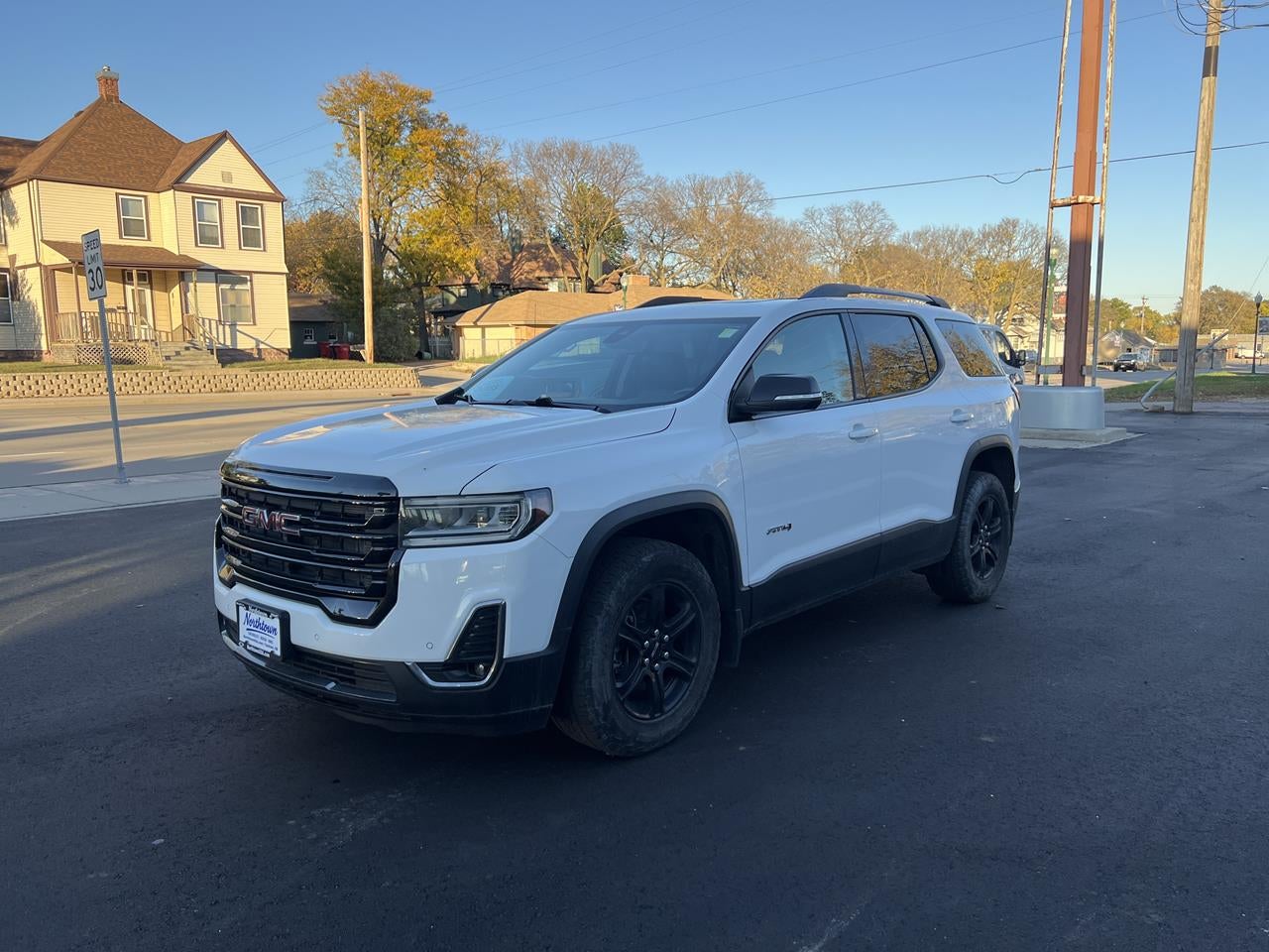 2021 GMC Acadia AT4