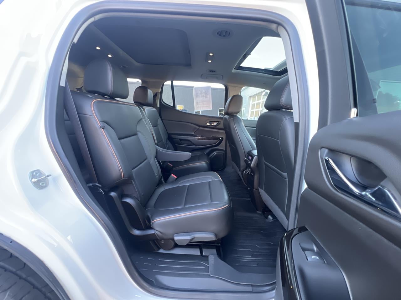 2021 GMC Acadia AT4