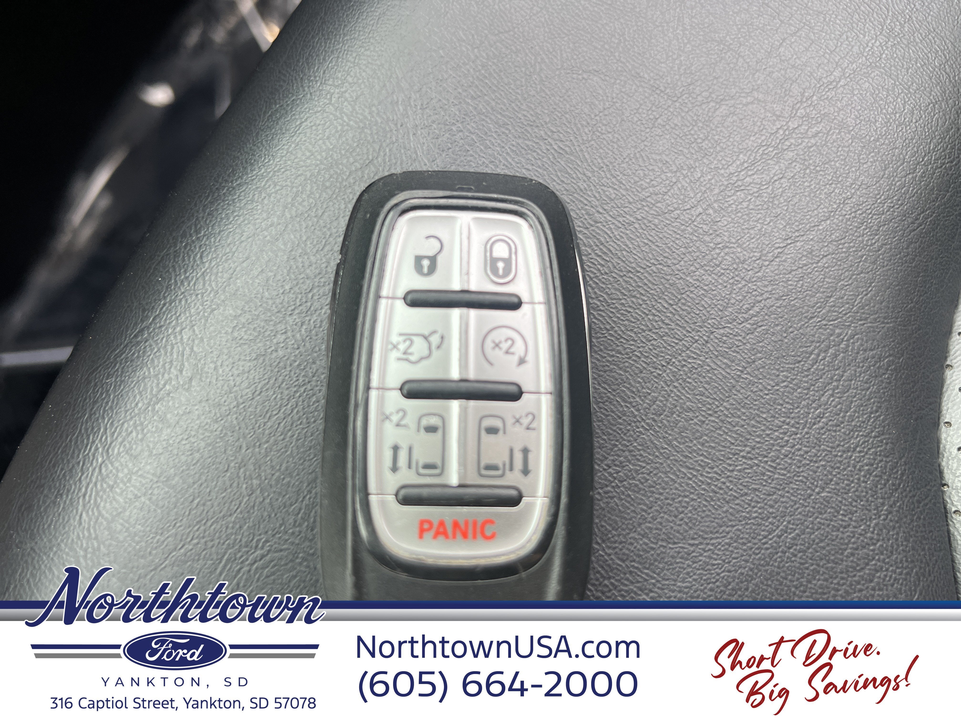 2023 Chrysler Pacifica Touring L - Photo 22