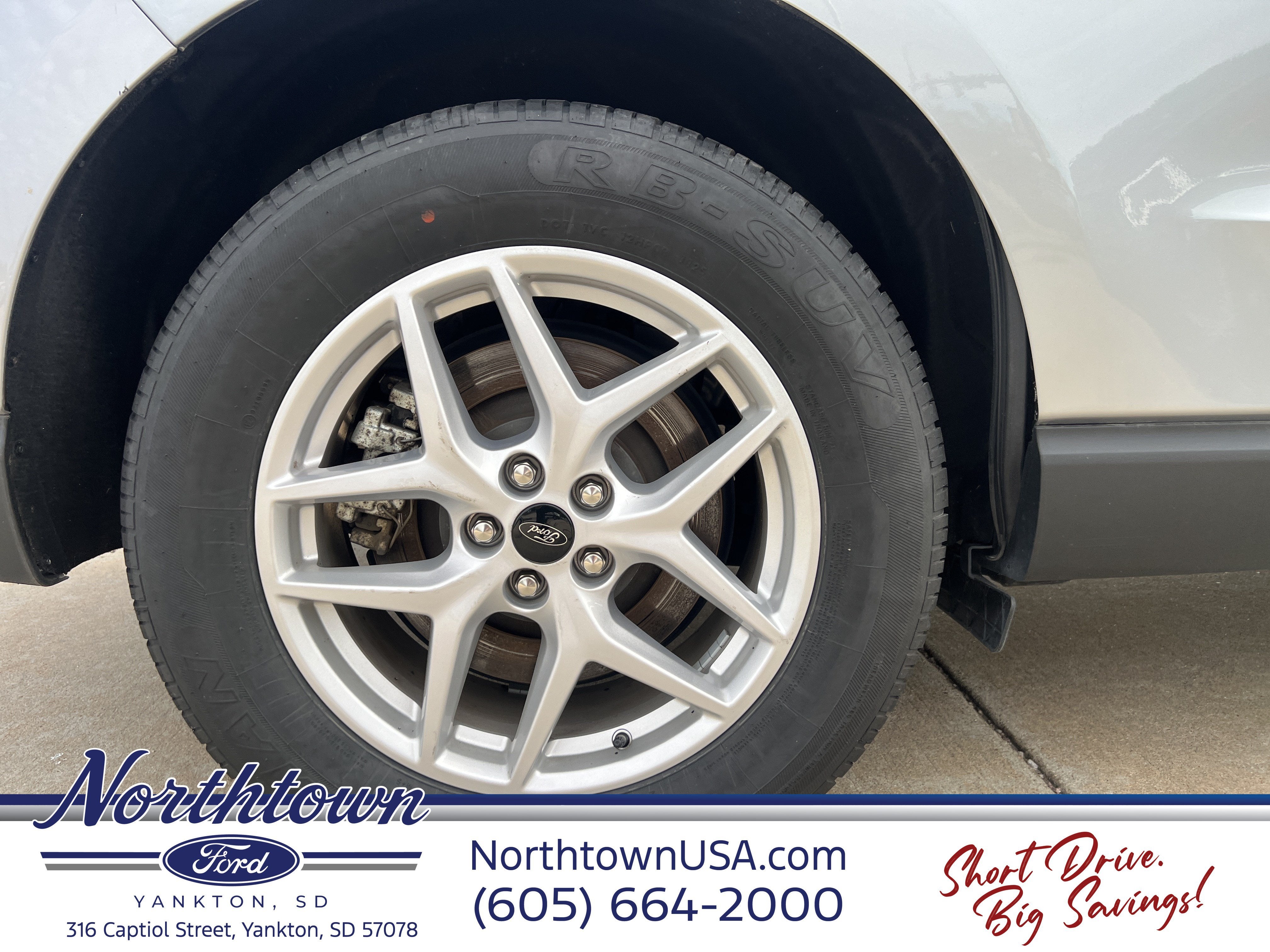 2024 Ford Edge Base