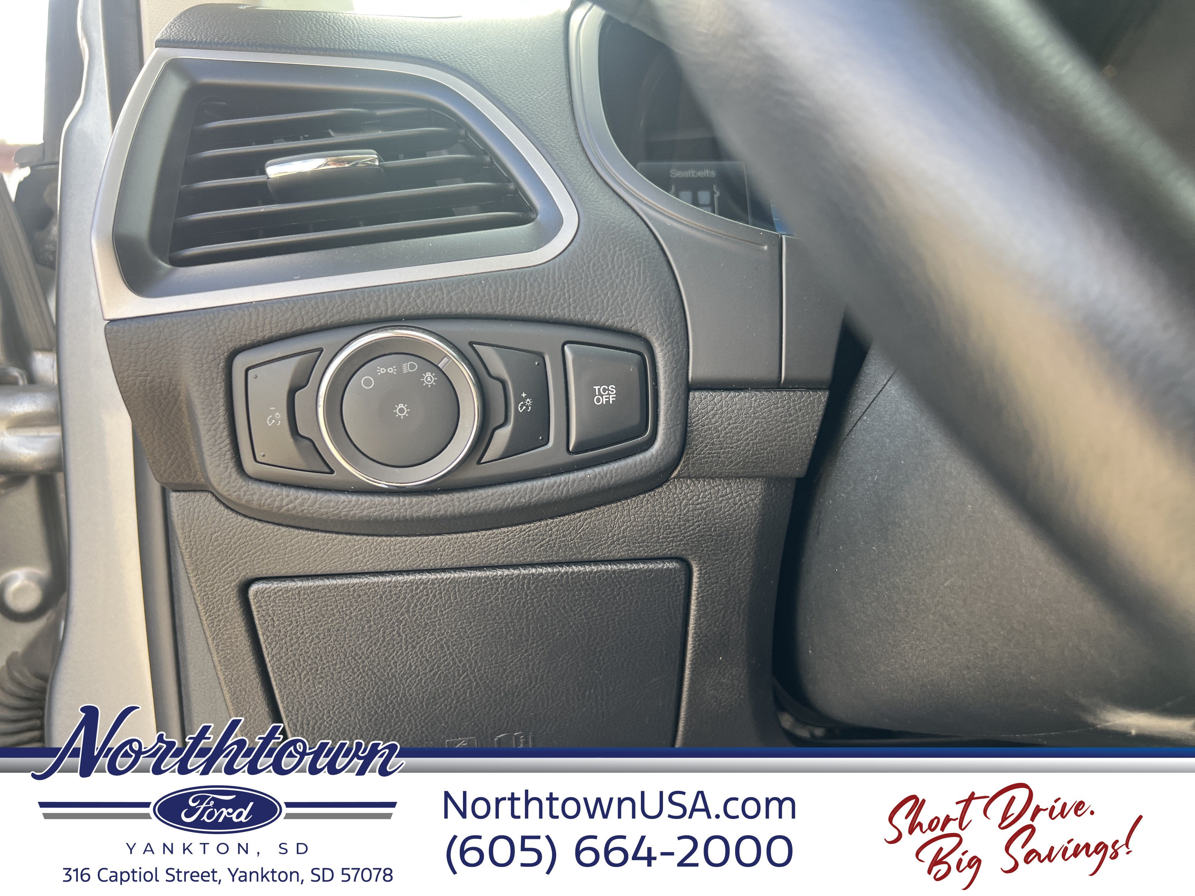 2024 Ford Edge Base