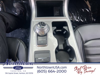 2024 Ford Edge Base