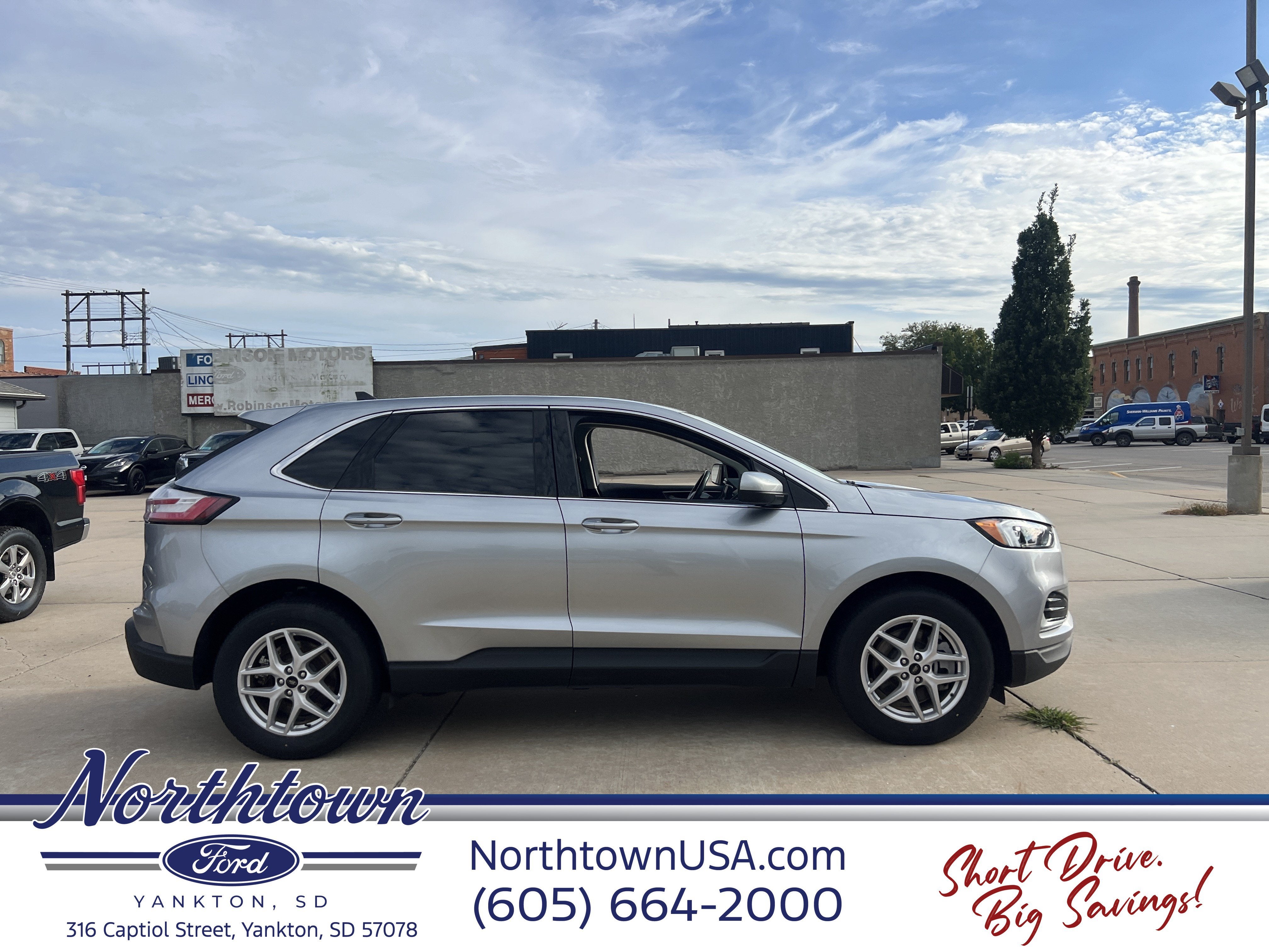 2024 Ford Edge Base