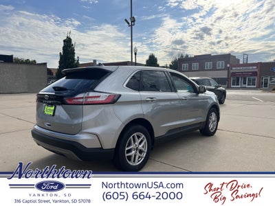 2024 Ford Edge Base