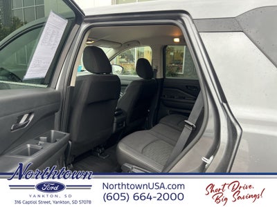 2024 Nissan Pathfinder S
